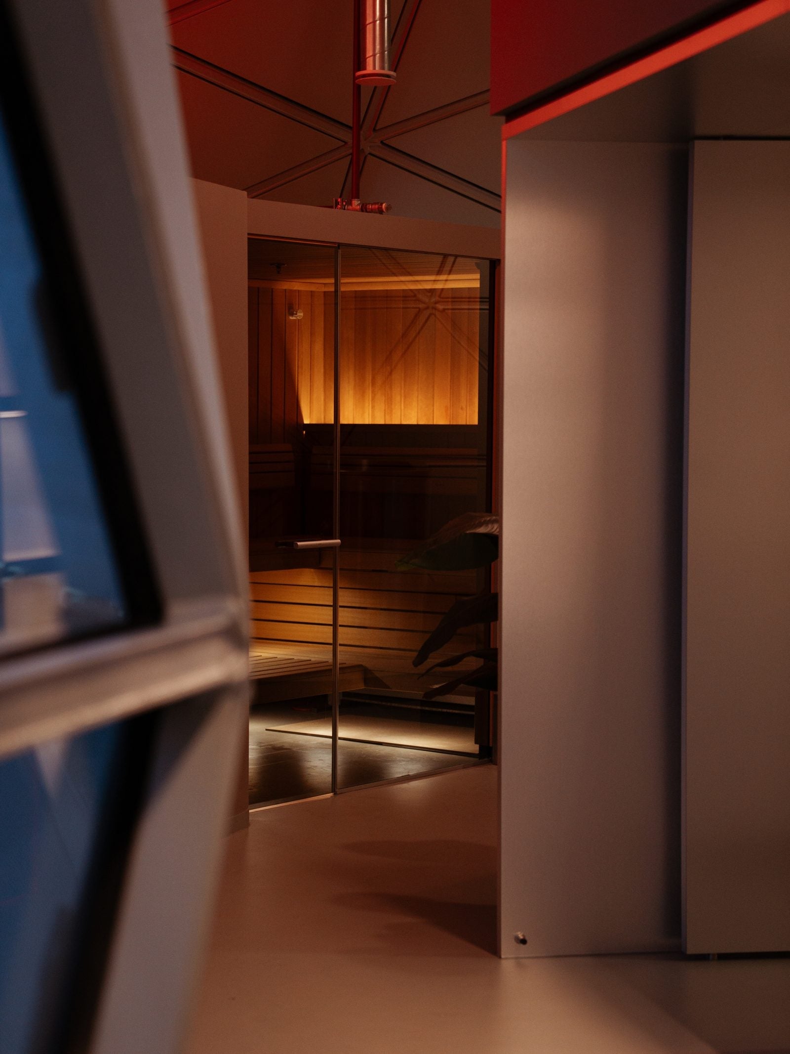 Sauna and cold plunge recovery at MANA Eindhoven